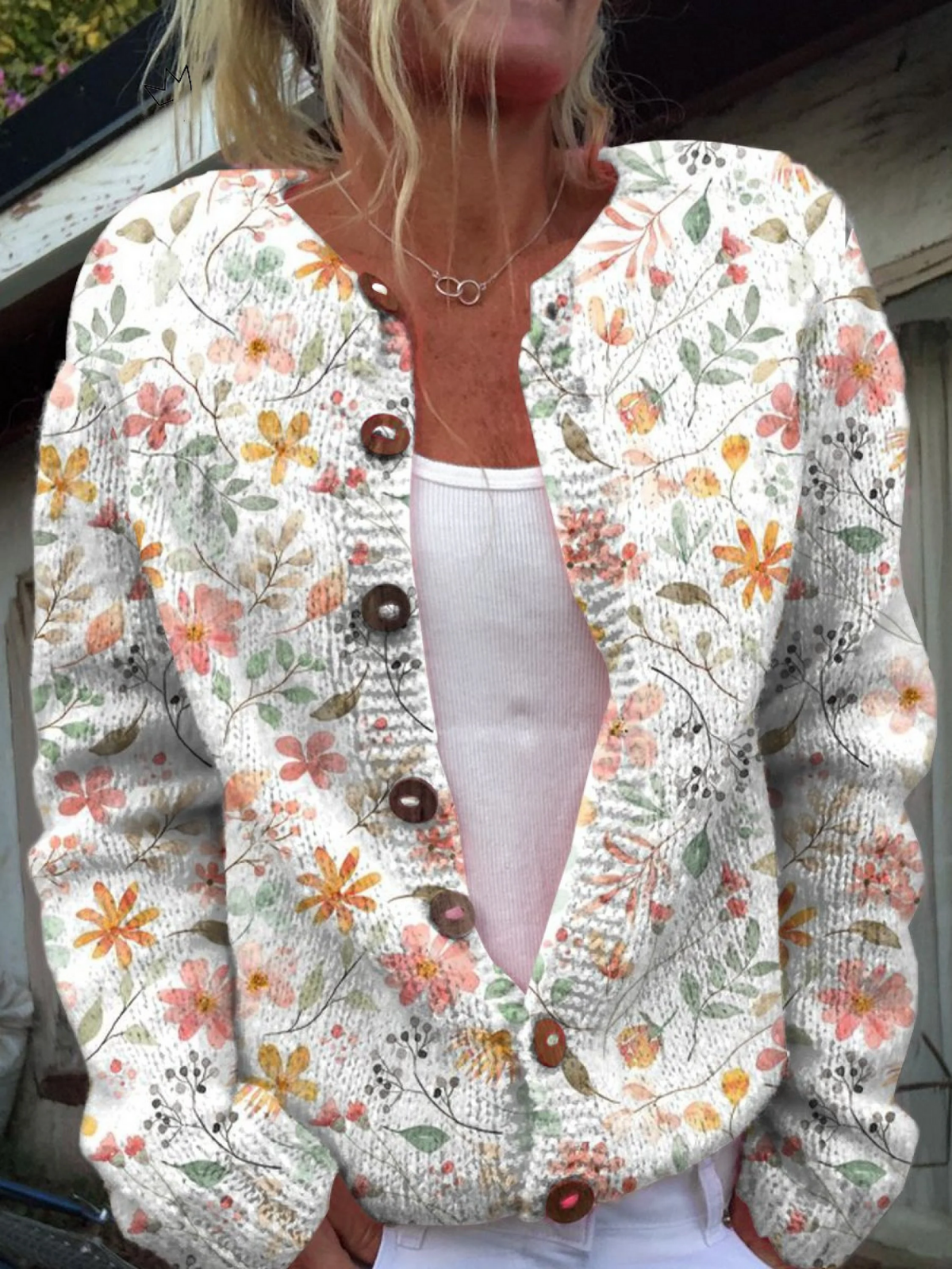 Beverley | Button-Up Cardigan with Fresh Floral Pattern