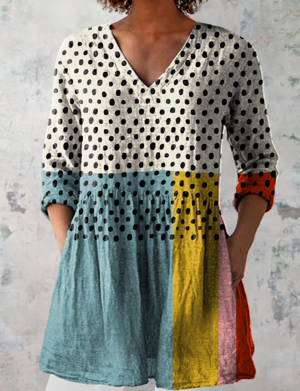 Evelyn | Patterned Long-Sleeve V-Neck Blouse