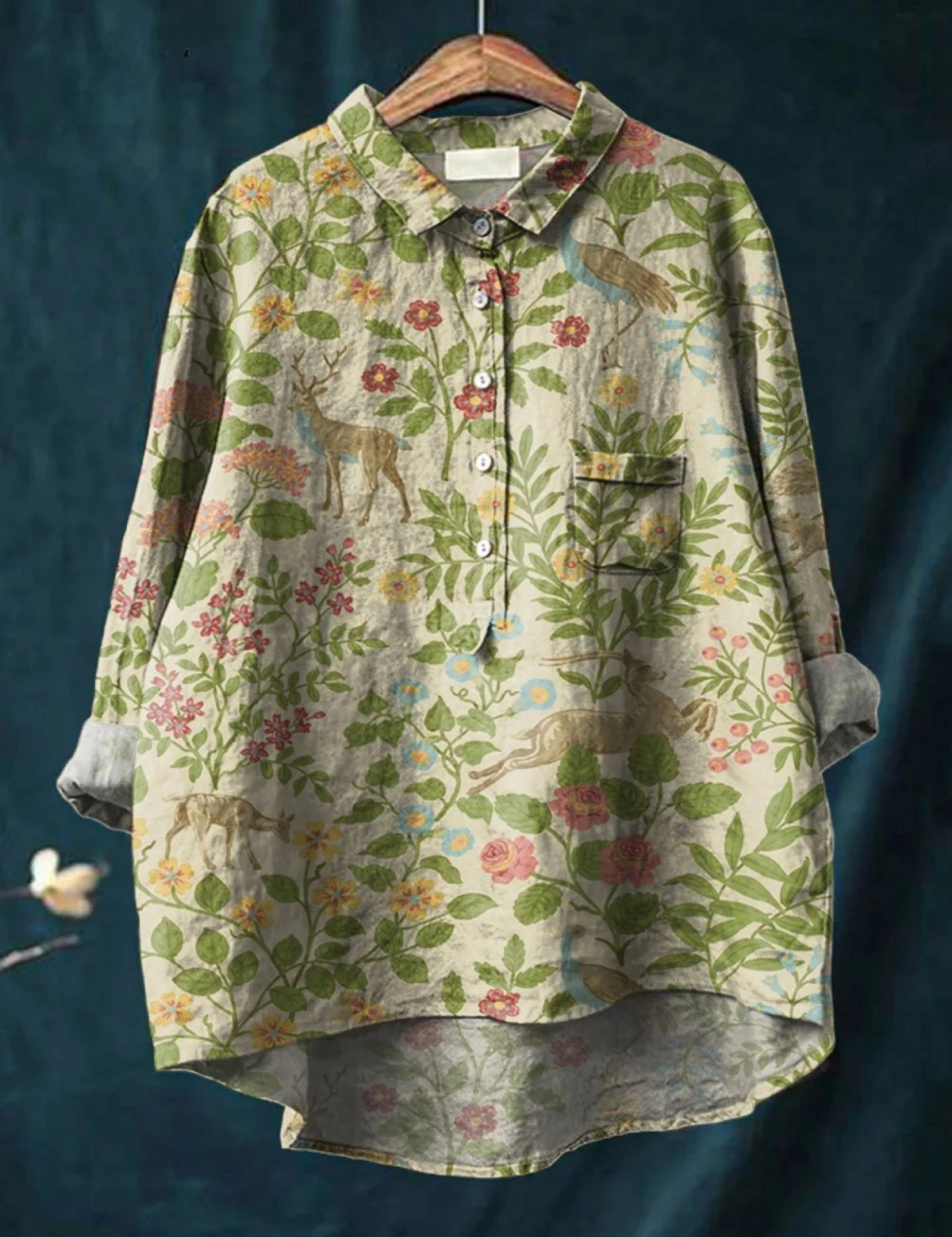 Lydia | Comfortable T-Shirt with Vintage Flowers and Little Animals